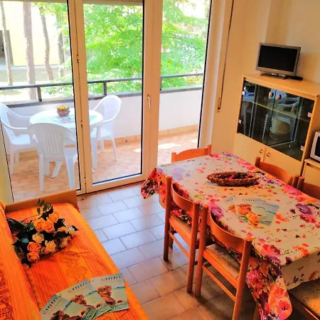 Apartmán In 37158